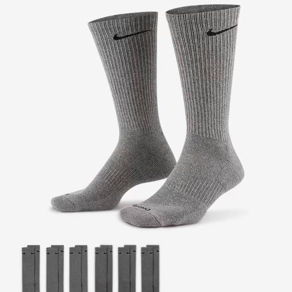 Nike Other - Nike Training Crew Socks (6 Pairs)
Nike Everyday Cushioned